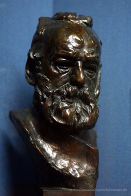 Büste von Victor Hugo