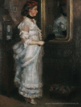 Lady in den Spiegel mit einem Ventilator