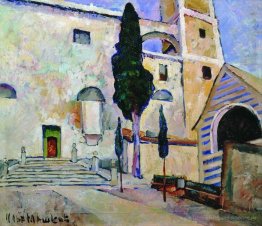 Cypress in der Kathedrale Mauern. Italien