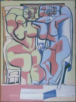 Deux femmes debout à la Chaise