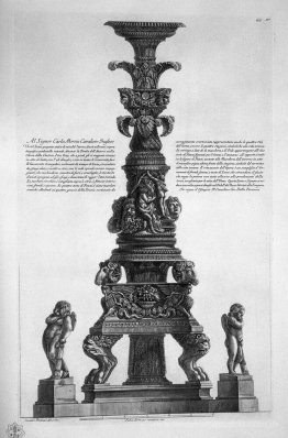 Kerzenhalter aus Fragmenten in der antiken Palazzo Salviati Lung