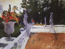 Portico mit einer Balustrade. Arkhangelsk