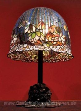 Pond Lily Tischlampe (Modell Nr. 344)