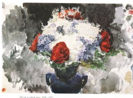 Blumen in einem blauen Vase