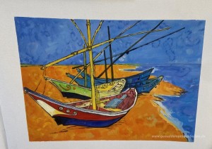 Fischerboote am Strand von Saintes-Maries-de-la-Mer