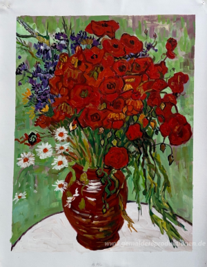 Rote Mohnblumen und Gänseblümchen